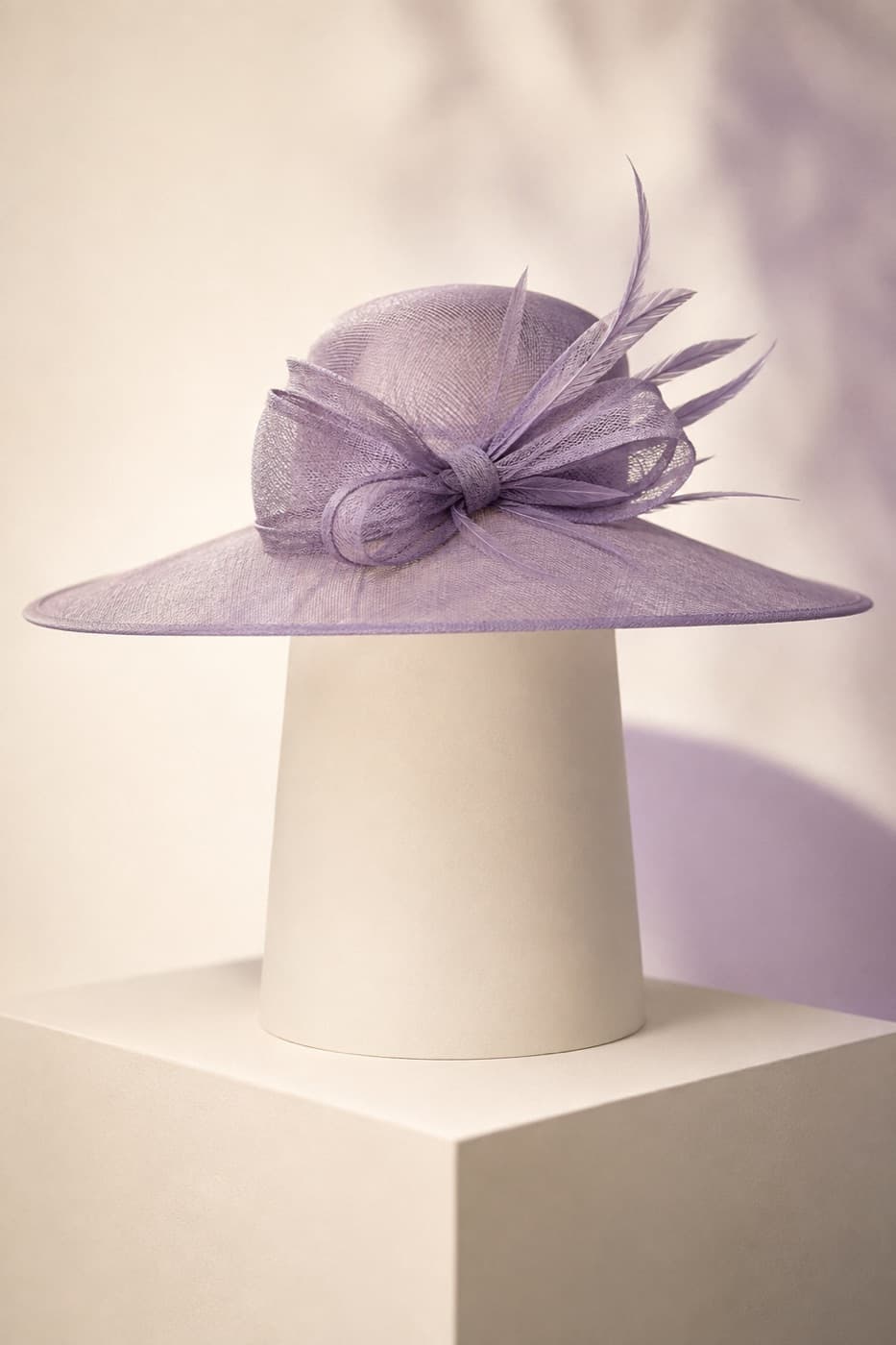 Brim Sinamay 13 cm photographed whole against an ivory ground